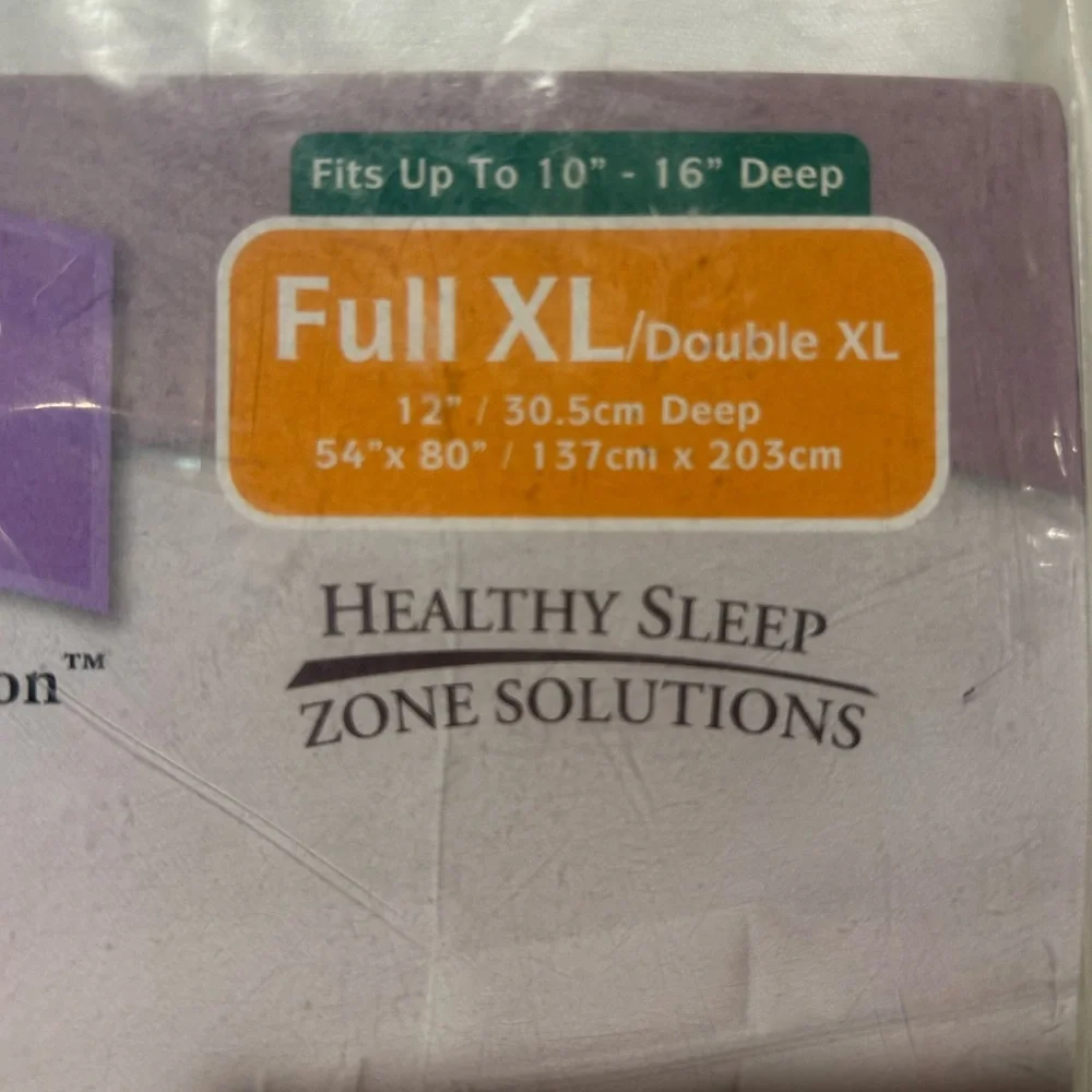 Mattress Encasement - White NWOT